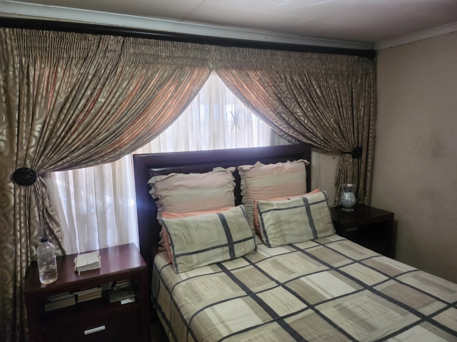 3 Bedroom Property for Sale in Mabopane Unit X North West